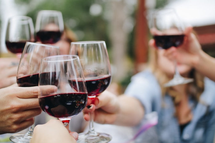 Cadeau pour amateur de vin pointu : visez les allocations